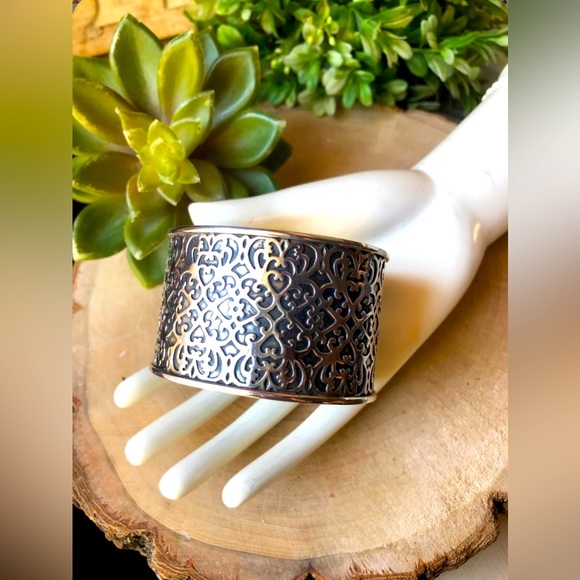 Silpada B1697 Sterling Silver Filigree Cuff Bracelet 🌸925 Wide Statement - Picture 3 of 8